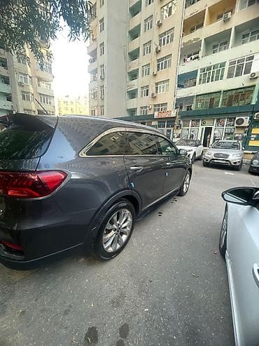 larzon disk: Kia Sorento: 3.3 l | Ofrouder/SUV — 4