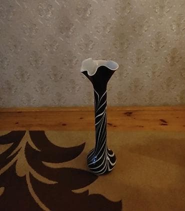 Bir vaza lalafo.az -da Bir vaza