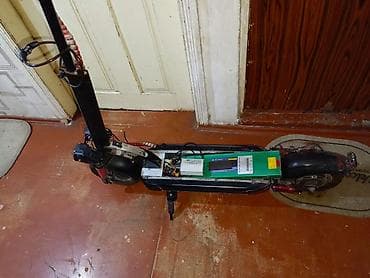Elektrik nəqliyyatı: Elektrik skuter. 1000 wat gucunde motor. Kugo m4 pro max. Deqiq — 3
