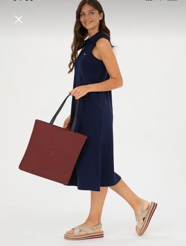 əl sumkası: U.S Polo canta. 
Yeni- etiketli
50azn — 2