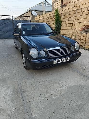 mercedes şessot: Mercedes-Benz E-Class: 2 l | 1996 il Sedan — 1