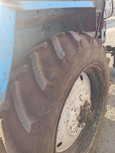 belarus traktor qiymetleri: Traktor üçün arxa təkər komplekti cüt satılır 1 ilin tekerleridi — 1