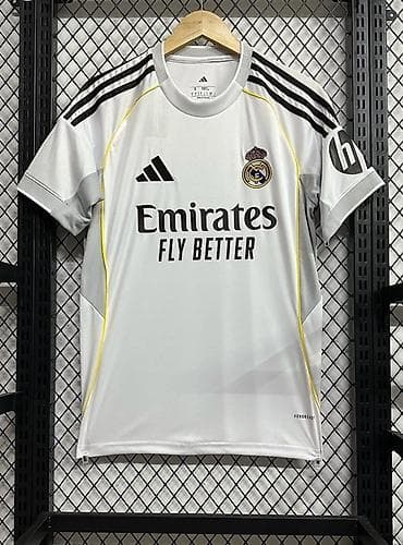 futbol forması: •Ölçüləri var❗️ •Metrolara çatdırılma ödənişsizdir❗️ •Orijinalla 1’ə — 4