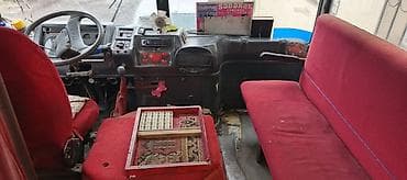 səs boqucu: LDV : 3.9 l | 1998 il 300000 km Mikroavtobus — 3