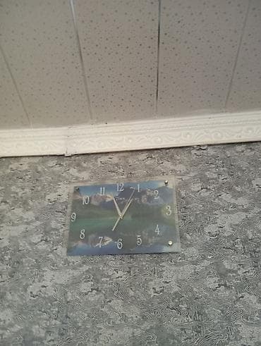 Divar saatları, Saniyə əqrəbi