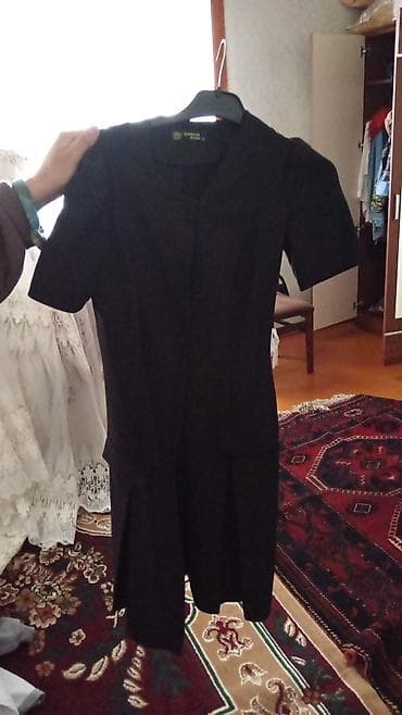 Qara rəngli qadın geyimi – paltar-kostyum üslubunda kombinezon - — 1