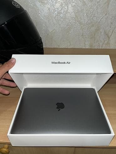 Apple MacBook Air M1 Macbook Air M1 8/256GB ideal vəziyyətdədir