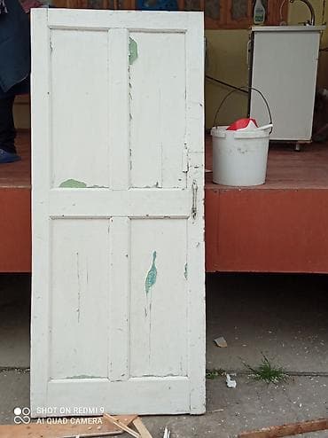 taxta ve dikt: Ağ rəngdə taxta qapı - Material: kütləvi taxta, dörd panelli klassik — 1