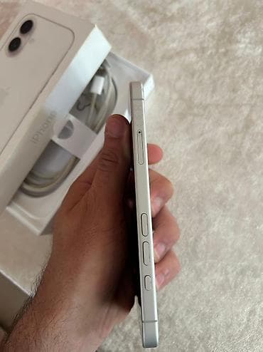mac utu feni: IPhone 16, 128 GB, White Titanium, Simsiz şarj, Barmaq izi, Face ID — 4