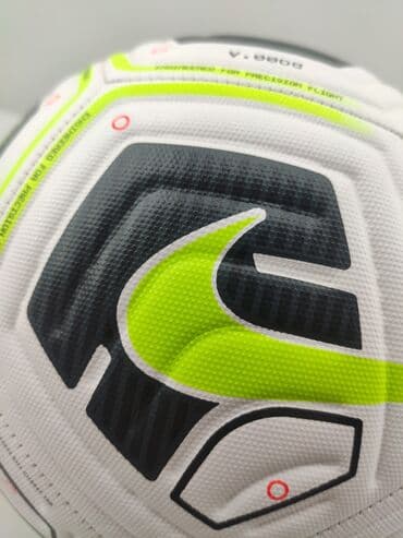 купить бутсы в баку: Futbol topu "Nike ". keyfiyyətli original futbol topu . metrolara və — 2