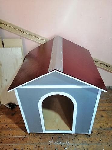 itlər üçün: İt evi – taxta karkaslı, ikitərəfli maili damlı. Xüsusiyyətlər: - — 2