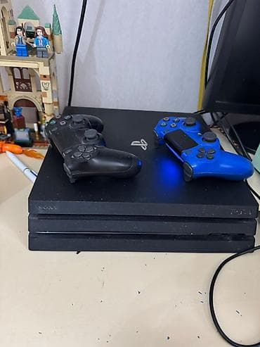 ps3 ps4: Sony PlayStation 4 Pro oyun konsolu paketi Qutusu var az istifadə — 1