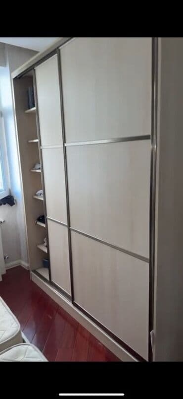 Kupe, 2 qapılı Düz dolab, Şifonyer