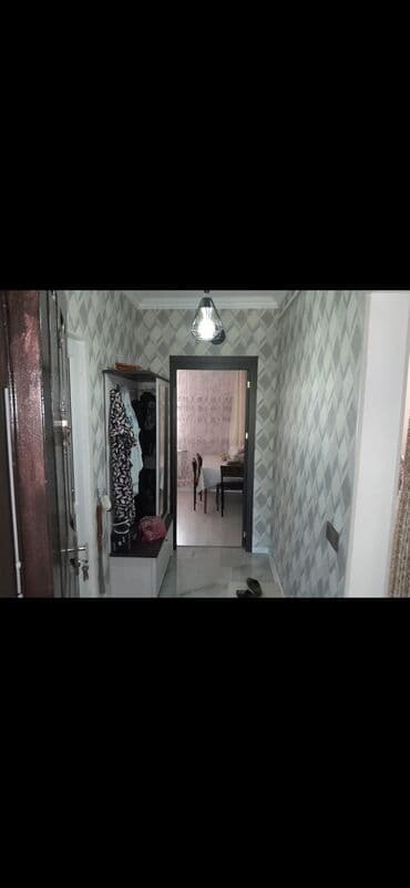 2 комнатные квартиры продажа: Satılır: 2 otaqlı mənzil (studia tipli zal-mətbəx) Xüsusiyyətlər: - — 3