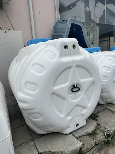 Plastik su çəni – 1500 lt üfüqi model - Material: qalın divarlı