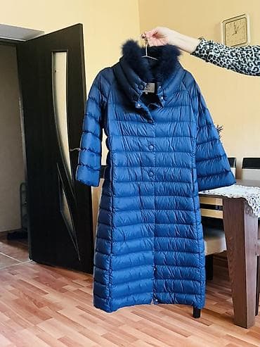 Paltolar: Qadınlar üçün uzun qış paltosu – tünd mavi rəngdə, yüngül şişmə — 2