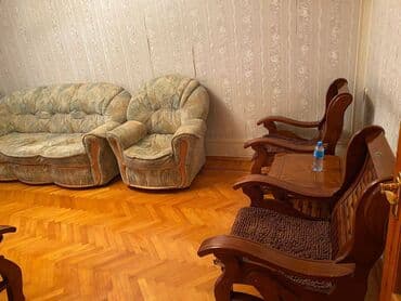 bina az musfiq qesebesi kohne tikili: Bakixanov gesebesi(Razin),252 nomreli mektebin yanı, Leningrad — 10