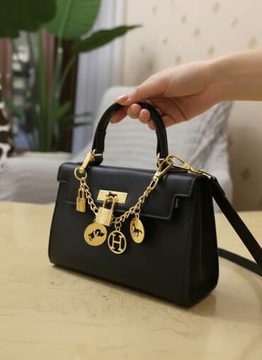 qadın eynəkləri ucun futlyar: Çanta hermes yenidi iwdenmeyib 35 azn satilir — 1