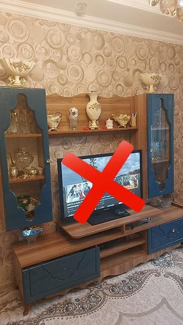 Tv stend satılır qiymət 80 man tecılı kocle bağlı evden çıxmalıdır — 1