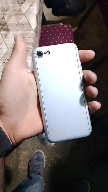telefon kabrası: IPhone 7, 128 GB, Gümüşü — 2