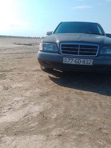 bmw e 39: Mercedes-Benz C-Class (W202) sedan - Kuzov: 4 qapılı sedan, metalik — 5
