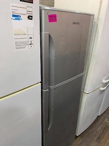 balaca soyducu: 2 qapılı Hitachi Soyuducu Satılır, rəng - Gümüşü — 1