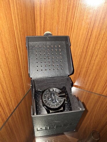 İşlənmiş, Qol saatı, Diesel, rəng - Qara