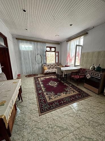 sumqayit heyet evi: 4 kv. m, 3 otaqlı, Qaz, İşıq, Su — 6