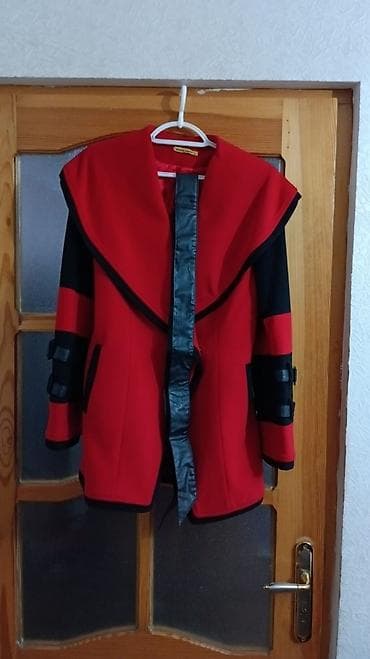 Palto Cemi 1 defe geyinilib yeni kimidi Yazdigim qiymetden cox baha lalafo.az -da Palto Cemi 1 defe geyinilib yeni kimidi Yazdigim qiymetden cox baha