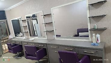 Gözəllik salonu üçün tam mebel dəsti - 3 iş yeri üçün masalar: geniş