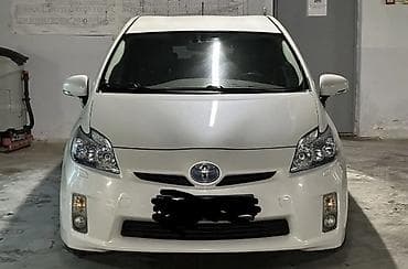 Toyota Prius: 1.8 l | 2010 il Hetçbek