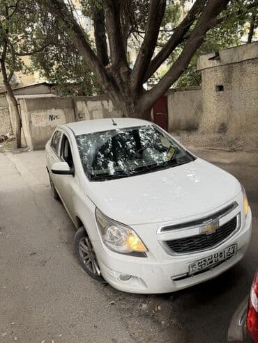 Chevrolet Cobalt: 1.5 l | 2024 il 110000 km Sedan