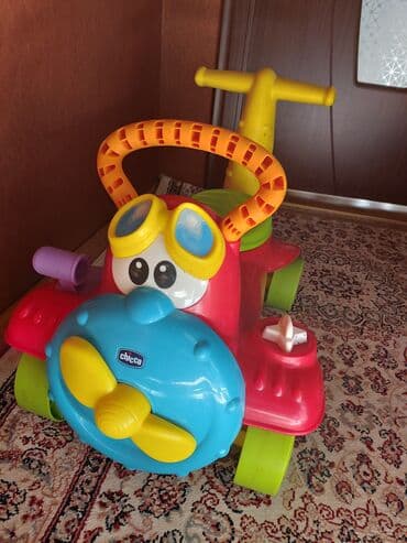 usaq ucun manejler: Az istifade olunub. Demek olar tezedir, karobkasida durur. CHICCO — 1