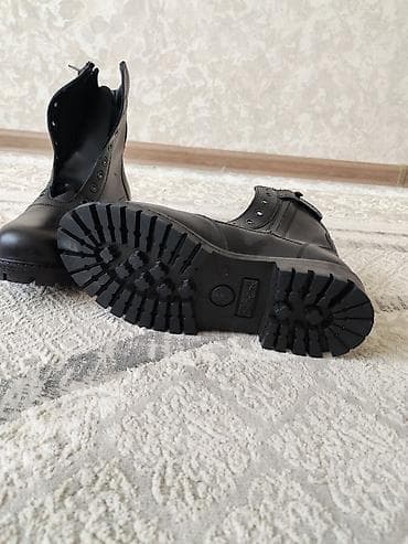 Aksesuarlar: Herbi batinka bahalı batinkadir. magazada 100 120 AZN e satilir — 3