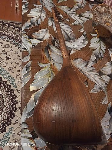 Məhsul: Saz (aşıq sazi) Saz Ata yadigaridir. 30.ilin sazidir — 2