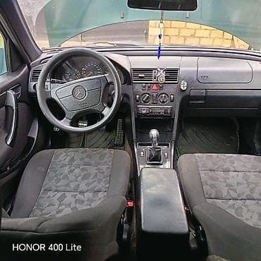 topdan teker satisi r16: Mercedes-Benz C-Class: 1.8 l | 1999 il Sedan — 4