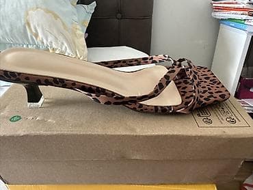 Leopar naxışlı qadın sandaleti Yenidir - Model: açıq burunlu, kvadrat — 1