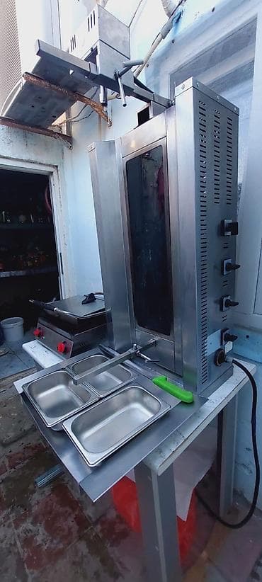 Dönər aparatı və toster.Dörd spiralli.Tam işlək vəziyyətdə.Üç salat lalafo.az -da Dönər aparatı və toster.Dörd spiralli.Tam işlək vəziyyətdə.Üç salat