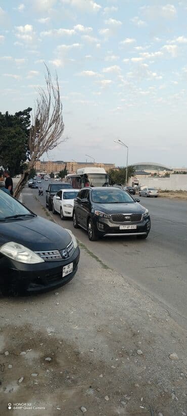 автомойка в аренду: Əsas yol qırağı 3 otaqlı Ev satıram və Abyekt satıram 3 qara qapı 2 — 5