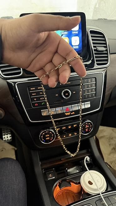 gumuş boyunbagı: Boyunbağı, Versace, Sarı qızıl, 585 Əyar, 9 g, Ünvandan götürmə, Pulsuz çatdırılma, Ödənişli çatdırılma — 1