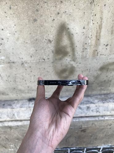 iphone 8s plus: IPhone 12 Pro Max, 256 GB, Gümüşü, Zəmanət, Barmaq izi, Simsiz şarj — 7
