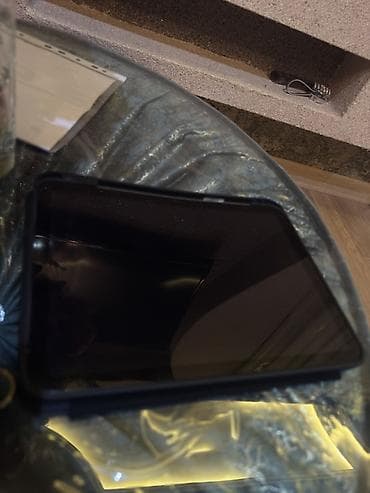 iphone 15 pro ekran: İşlənmiş Apple iPad 10 (2022), 10,9", 64 GB — 4