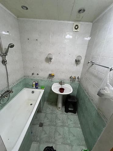 аренда квартира: Sumqayıtda avtvzala üzbə üz 5 /4 5 otaq 4duzlme daş bina yolun — 5