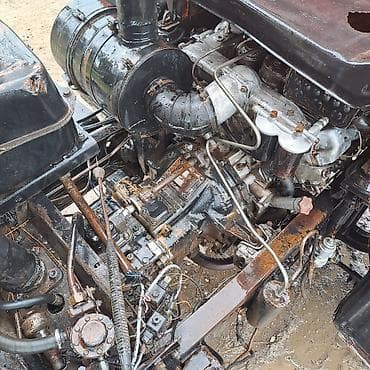 Транспорт: KAMAZ 6x4 özboşaldan yük maşını - Kuzov: üç tərəfli hidravlik dump — 7
