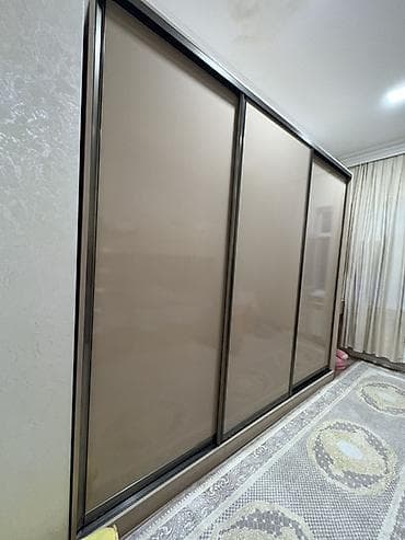 4 qapılı, Güzgülü, Bej, Kupe, Düz dolab