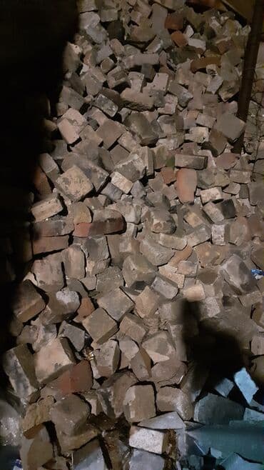 Ağlay: Yarəmcıg qırıg agni upornı şamotcun yararlı kərpic gırıgları satılır — 1
