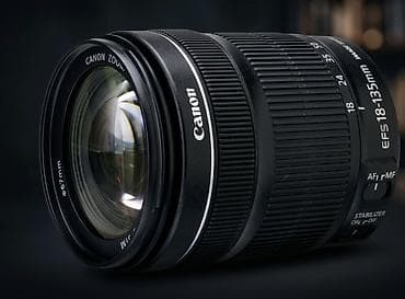 buds live: •	Canon 80D body + Canon 18-135mm lens 	•	Lens zoom funksiyalı, çox — 2