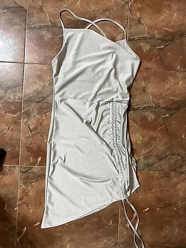 Şəxsi əşyalar: Bütün paltarlar hamısı birgə satılır 1) Açıq bel detallı mini don - — 3