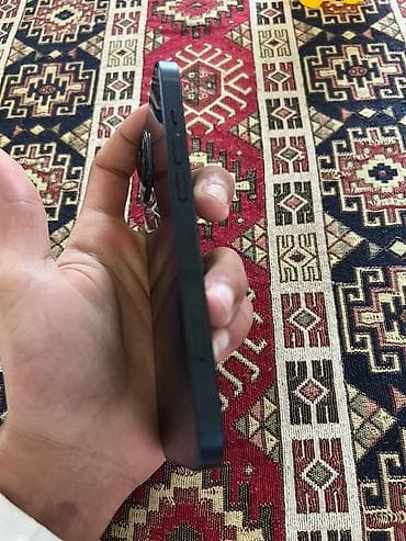 IPhone 13, Qara