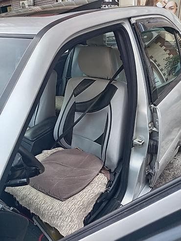 mercedes 2.4: Mercedes-Benz C 240: 2.4 l | 1998 il Sedan — 7